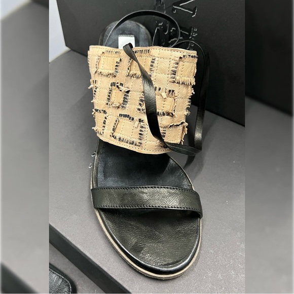 Ink Sandals Black and Beige - Picture 2 of 4